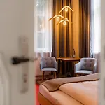 - Kavaliershaus - Schluesseltresor - Kein Tv Bed & Breakfast