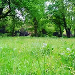 Bed & Breakfast - Kavaliershaus - Schluesseltresor - Kein Tv