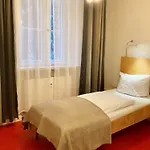 Bed & Breakfast - Kavaliershaus - Schluesseltresor - Kein Tv Krumke