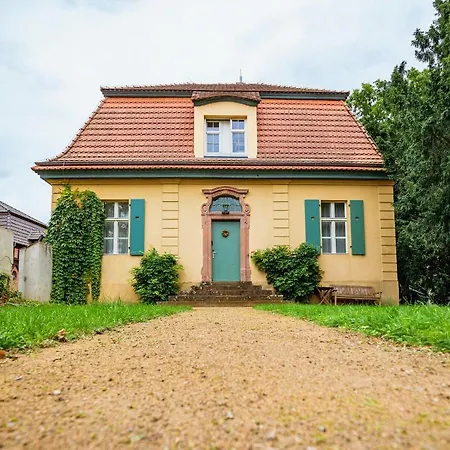 Kavaliershaus - Gaestehaus Im Schlosspark - Schluesselbox - Kein Tv Gasthuis *