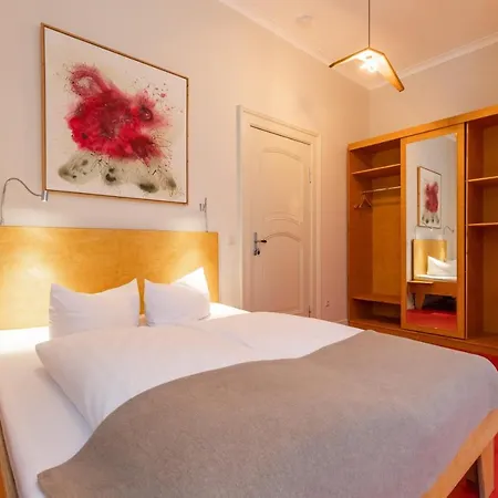 Kavaliershaus Bed & Breakfast