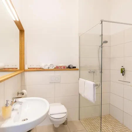 Bed & Breakfast - Kavaliershaus - Schluesseltresor - Kein Tv Krumke
