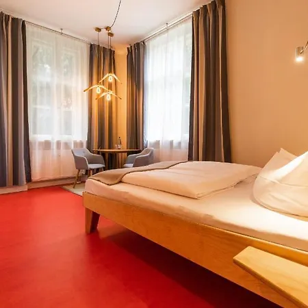 - Kavaliershaus - Schluesseltresor - Kein Tv 住宿加早餐酒店 Krumke