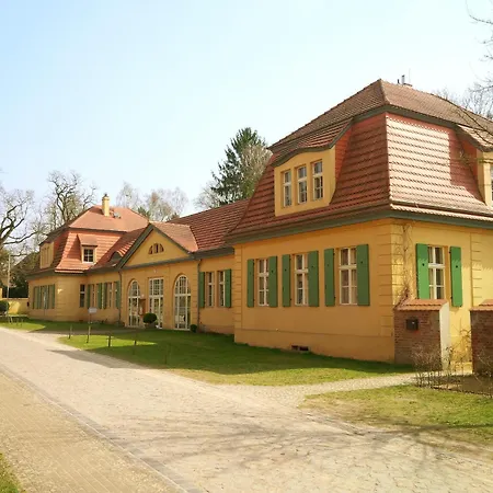 - Kavaliershaus - Schluesseltresor - Kein Tv 住宿加早餐酒店 *