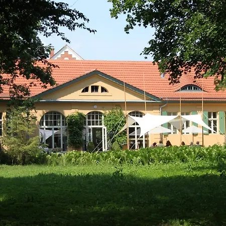 Kavaliershaus - Gaestehaus Im Schlosspark - Schluesselbox - Kein Tv Gasthuis Krumke